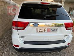 جیپ گراند شیرۆکی